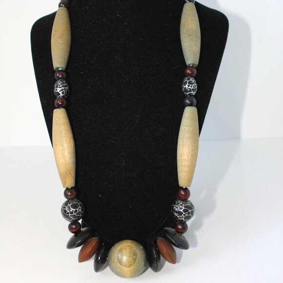 Source Unknown Jewelry - Vintage Boho Style Natural Wood Beaded Necklace 25" Green Brown Black